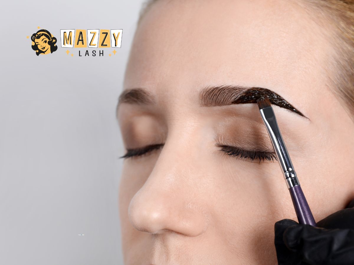 eyebrow tinting