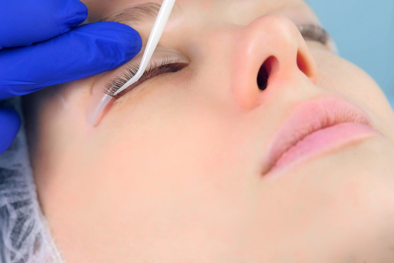 lash lift and tint procedure 